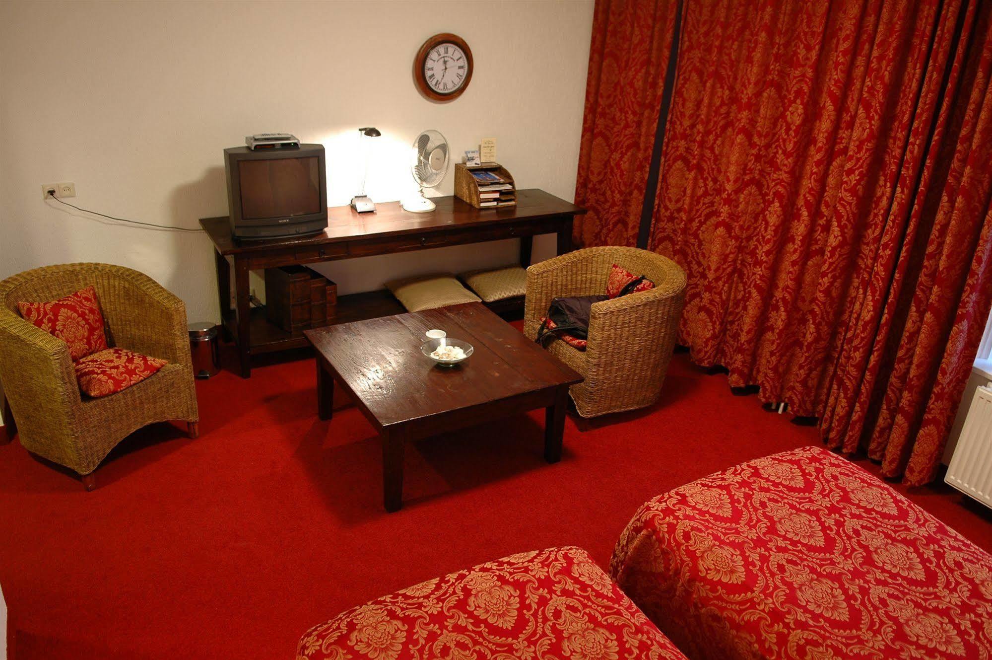 Hotel De Beurs 4*